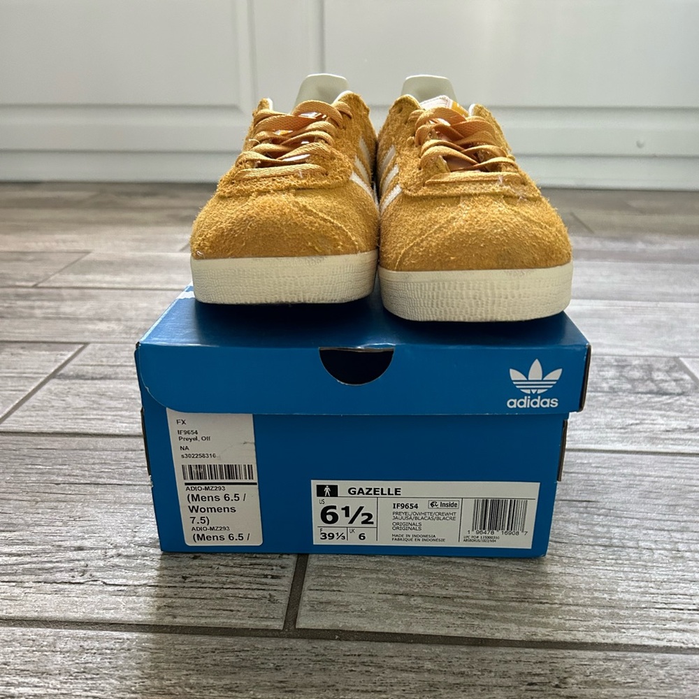 Adidas Gazelle Shoes